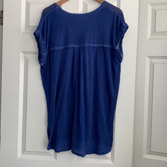 We The Free Oversized V NeckSheer Tee - Picture 7 of 13